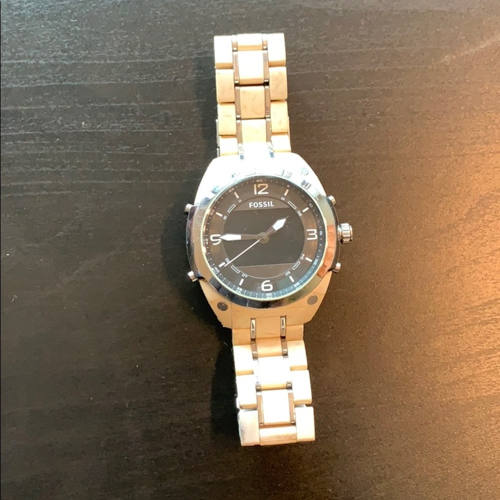 Fossil watch, color White